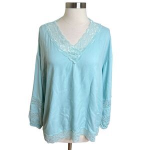 Soft Surroundings Top Womens Medium Mint Blue V Neck Lace Trim Long Sleeve